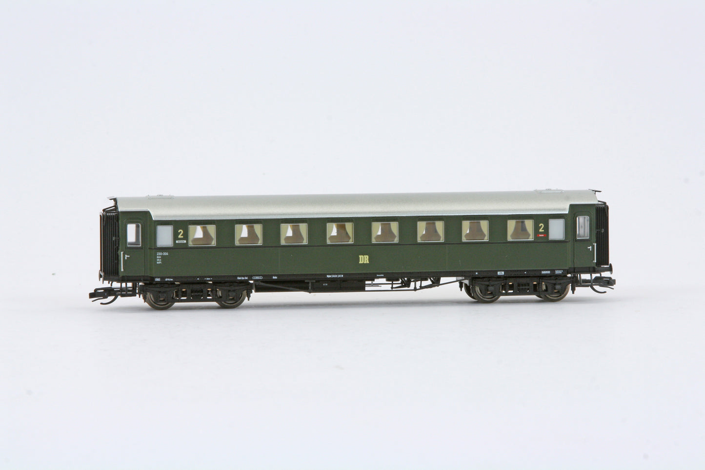 120184 TT Personenwagen C4Ü Sa 07 mit Beleuchtung, DR Ep.III