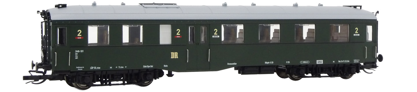 120004-2 Reisezugwagen "Altenberg" 2.Kl. DR Epoche III