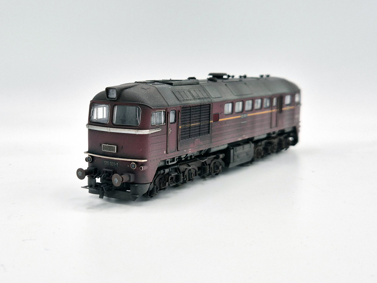 Roco 71790 H0 Diesellok 120 101-1, DR, Ep.IV, gealtert